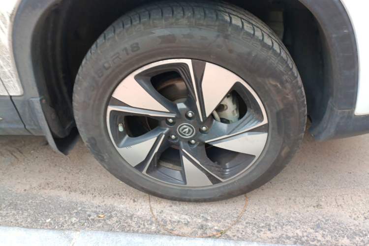 Used CHANGAN CS75 2020 280T DCT Luxury Version China VI Standard Right Front Wheel Hub