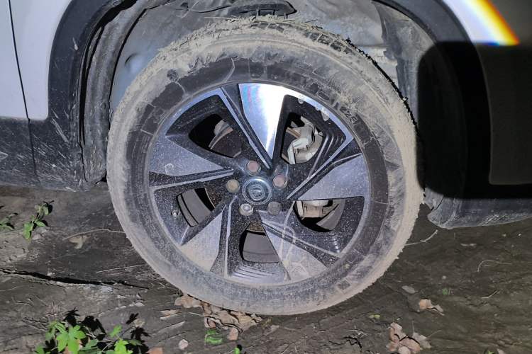 Used CHANGAN CS75 2020 280T Automatic Smart Edition China VI Right Front Wheel Hub