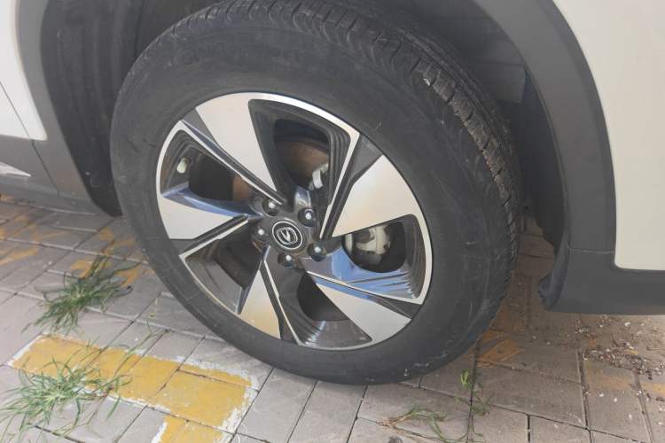 Used CHANGAN CS75 2020 280T DCT Luxury Version China VI Standard Right Front Wheel Hub