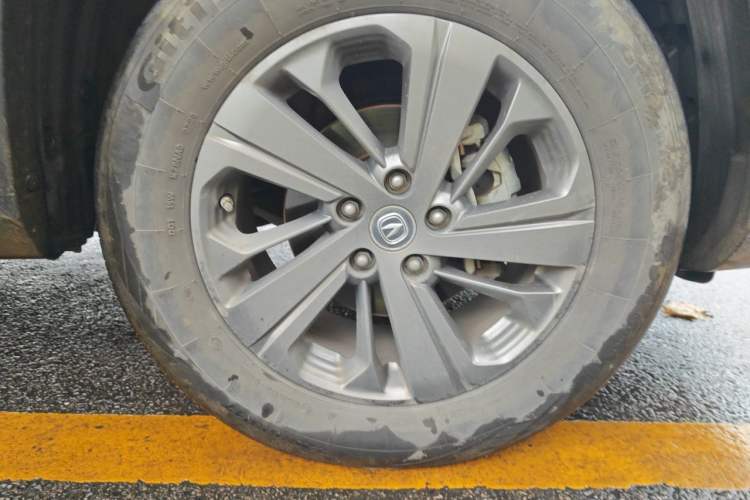 Used CHANGAN CS75 2020 280T Manual Elite Version China VI Standard Right Front Wheel Hub