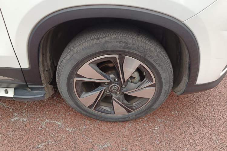 Used CHANGAN CS75 2020 280T Automatic Smart Edition China VI Right Front Wheel Hub