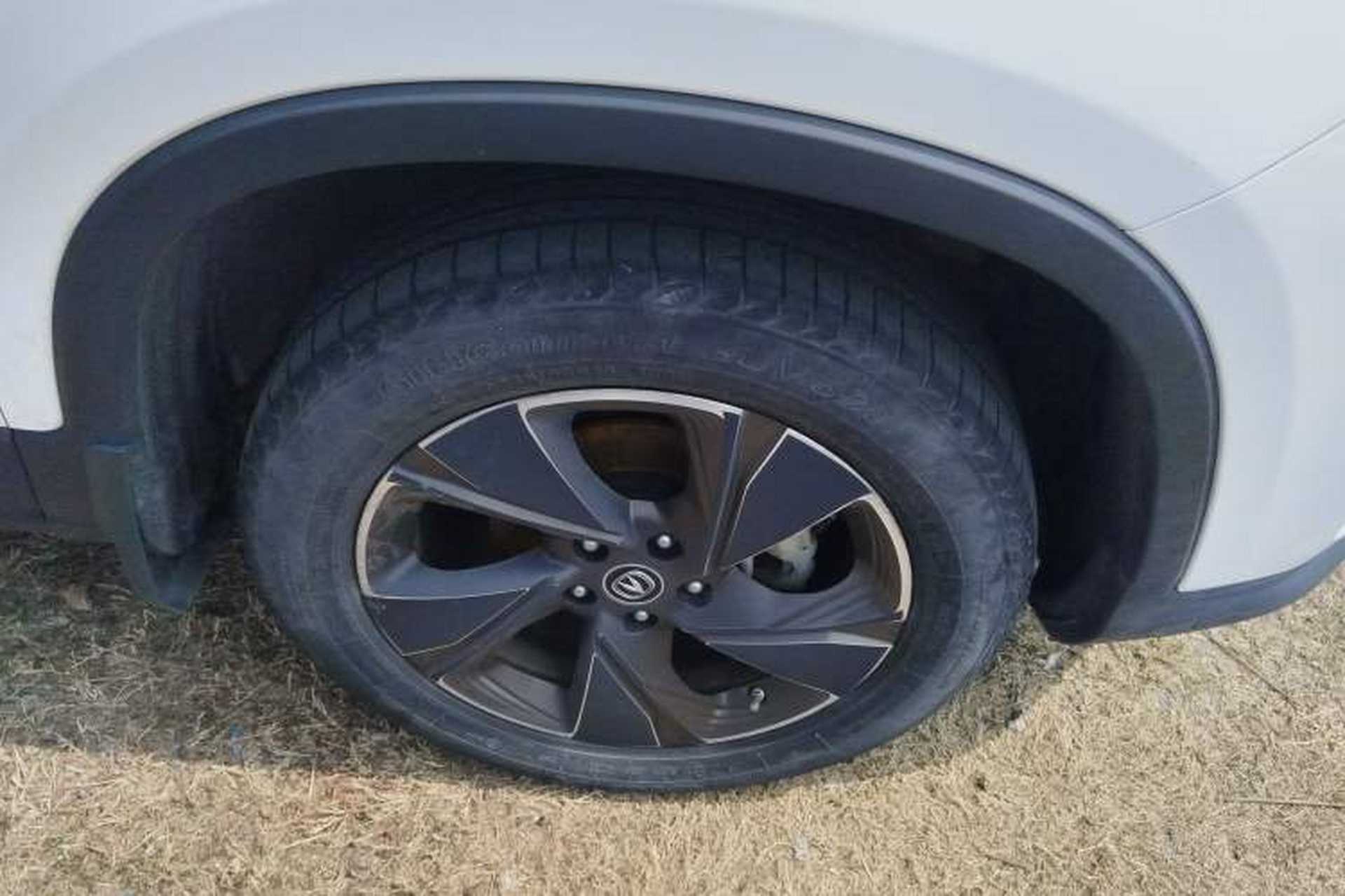 Used CHANGAN CS75 2020 280T DCT Luxury Version China VI Standard Right Front Wheel Hub