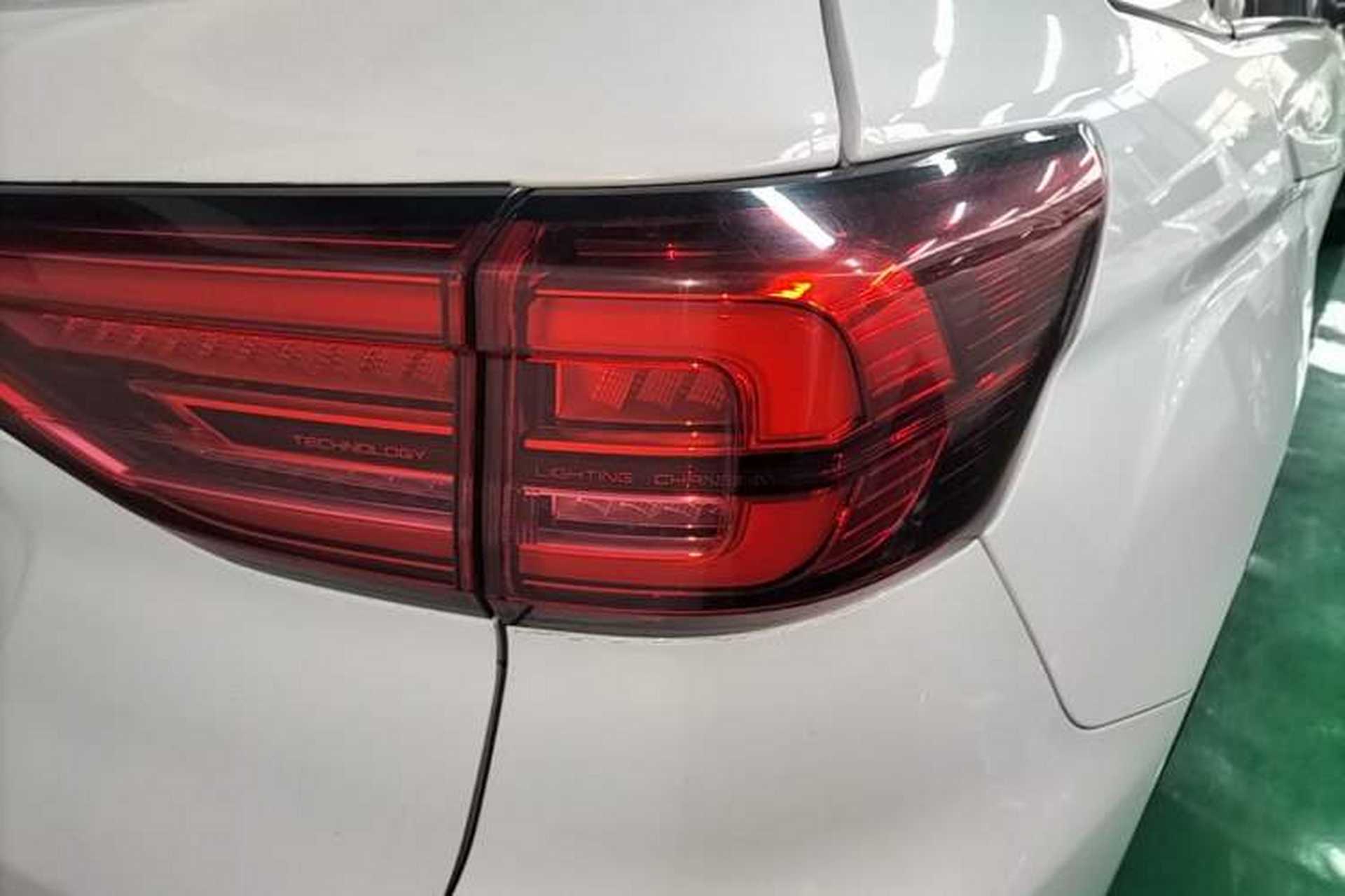 Used CHANGAN CS75 2020 280T Automatic Smart Edition China VI Right Rear Taillight