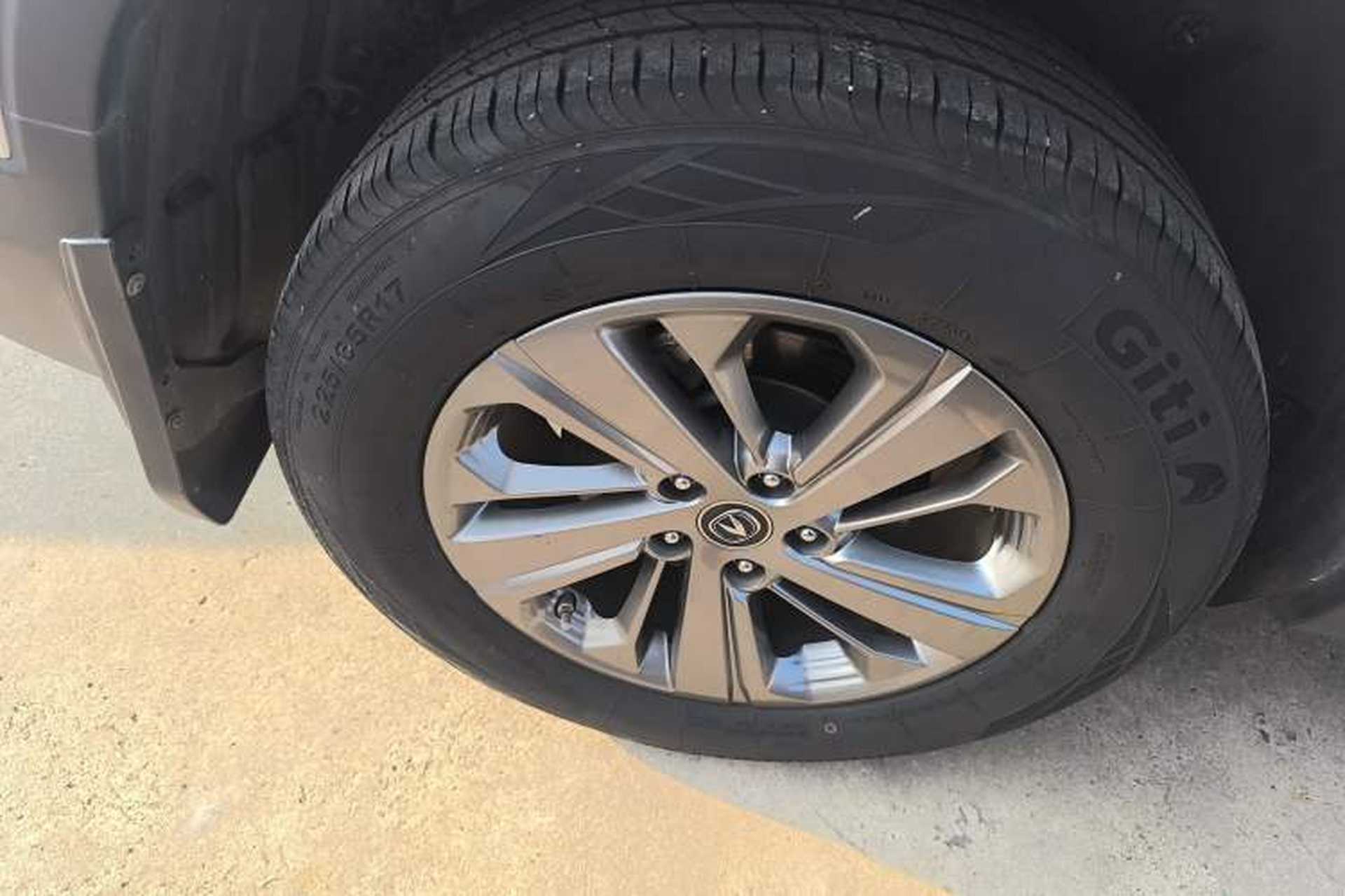 Used CHANGAN CS75 2020 280T DCT Luxury Model China VI Standard Right Rear Wheel Hub