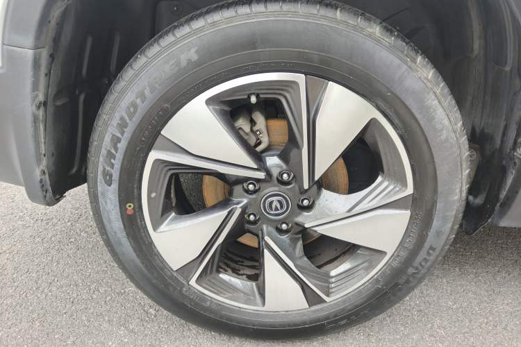 Used CHANGAN CS75 2020 280T Automatic Smart Edition China VI Right Rear Wheel Hub