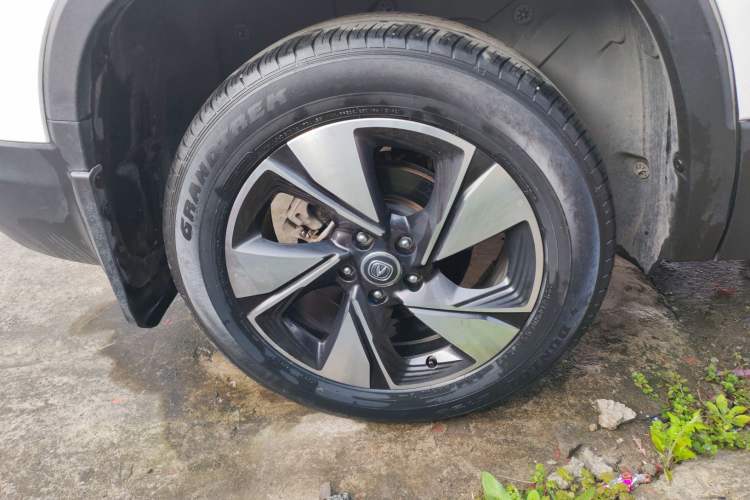 Used CHANGAN CS75 2020 280T Automatic Smart Edition China VI Right Rear Wheel Hub