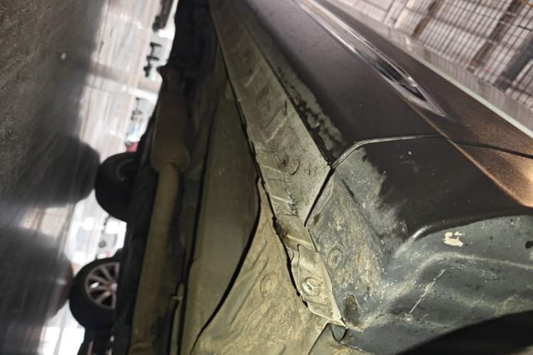 Used CHANGAN CS75 2020 280T DCT Luxury Model China VI Standard Right Side Sill