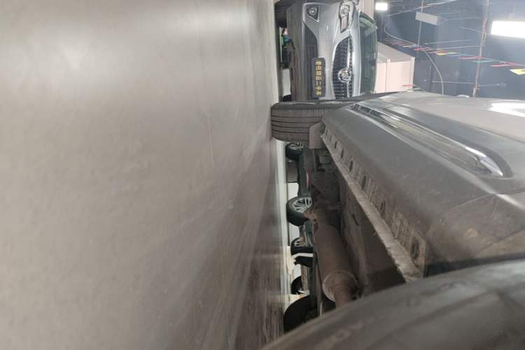Used CHANGAN CS75 2020 280T DCT Luxury Version China VI Standard Right Side Sill