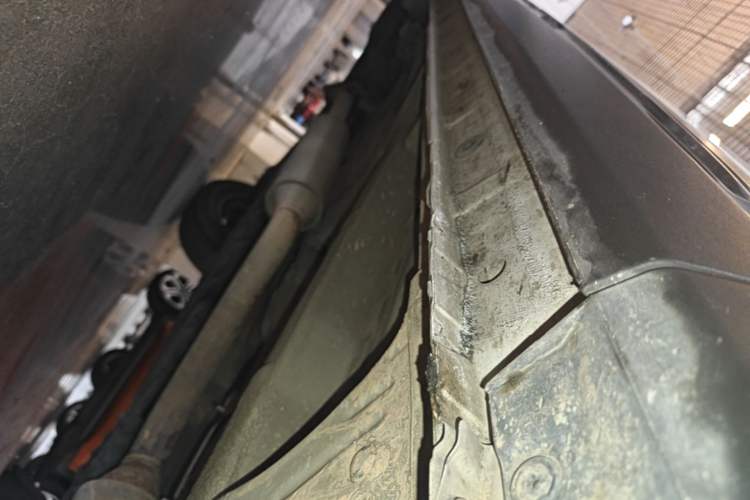 Used CHANGAN CS75 2020 280T DCT Luxury Model China VI Standard Right Side Sill