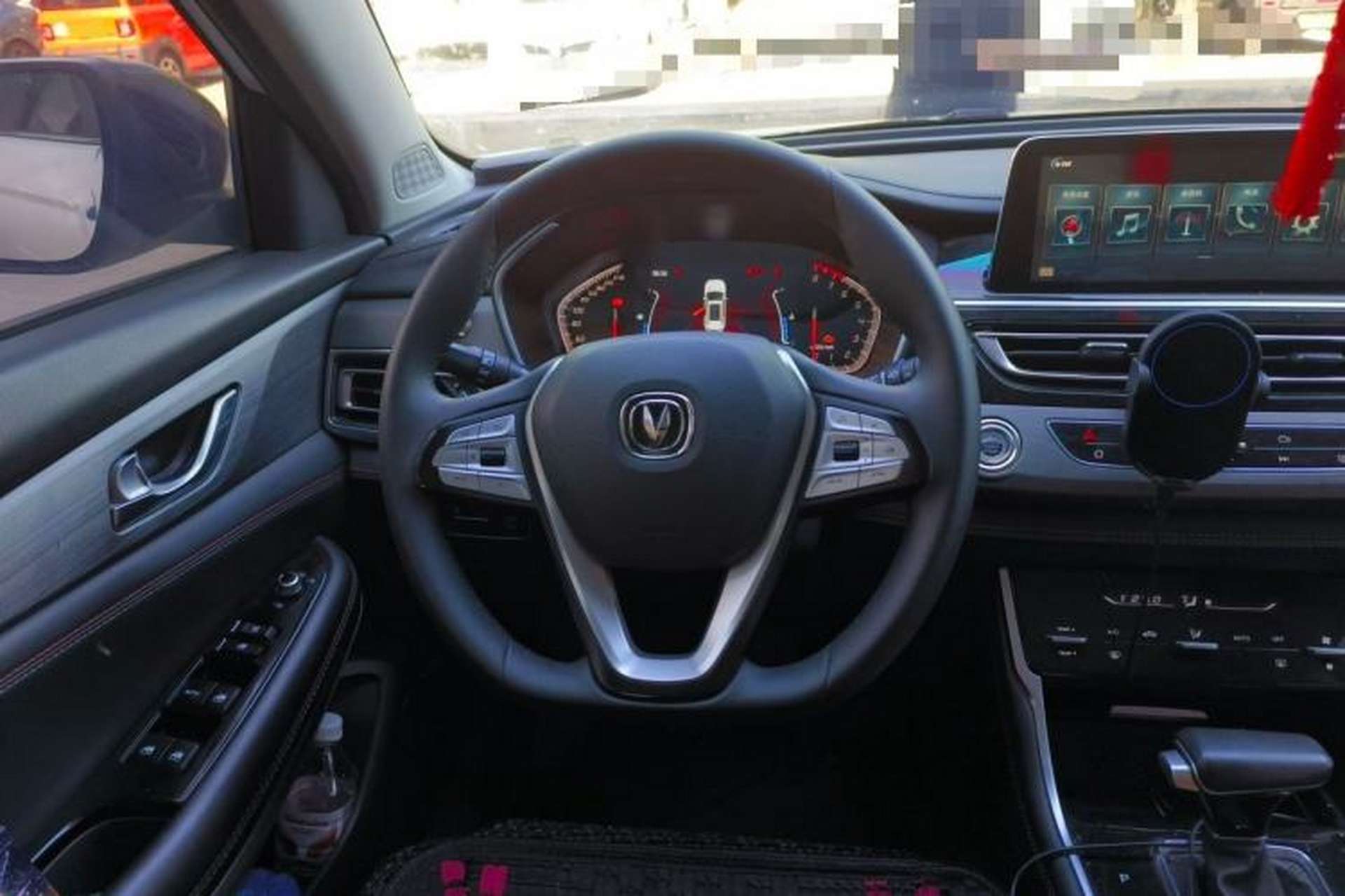 Used CHANGAN CS75 2020 280T DCT Luxury Version China VI Standard Steering Wheel