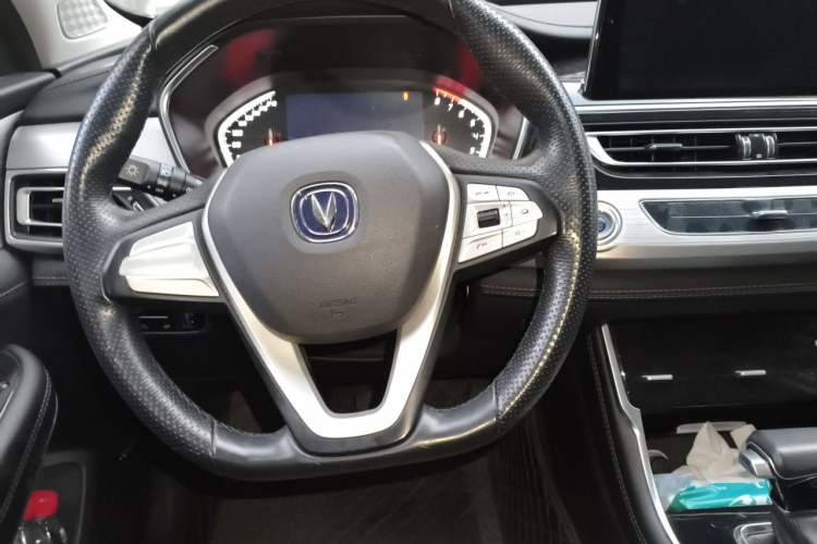 Used CHANGAN CS75 2020 280T Automatic Smart Edition China VI Standard Steering Wheel
