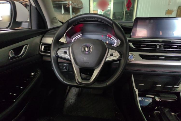 Used CHANGAN CS75 2020 280T DCT Luxury Version China VI Standard Steering Wheel