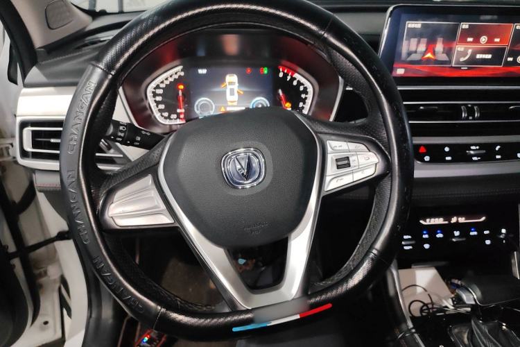 Used CHANGAN CS75 2020 280T Automatic Smart Edition China VI Standard Steering Wheel