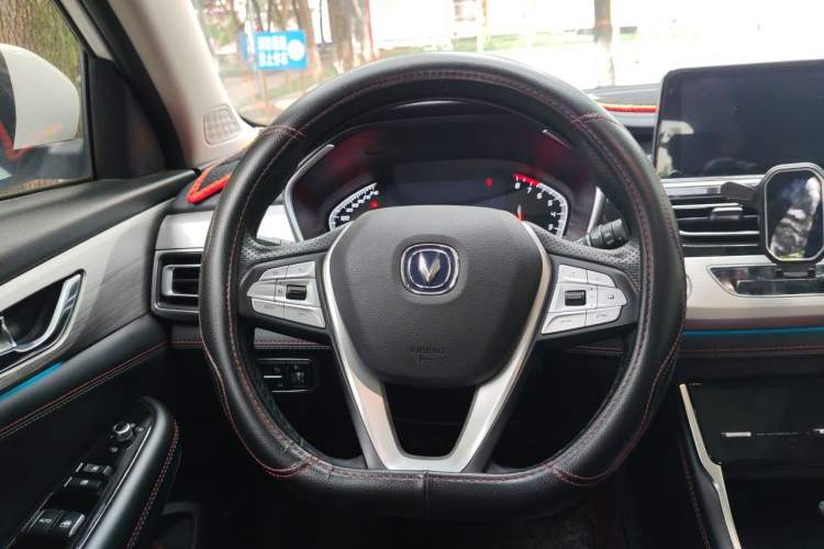 Used CHANGAN CS75 2020 280T Automatic Smart Edition China VI Steering Wheel