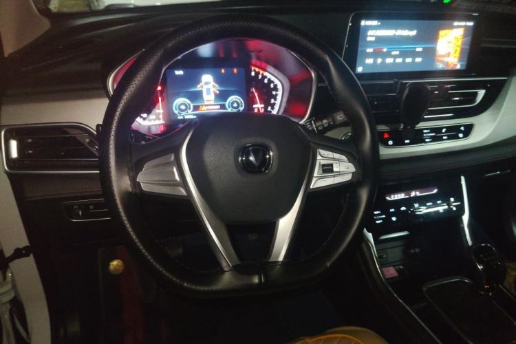Used CHANGAN CS75 2020 280T Manual Elite Version China VI Standard Steering Wheel
