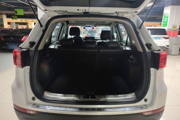 Used CHANGAN CS75 2020 280T Manual Smart Edition China VI Standard Trunk