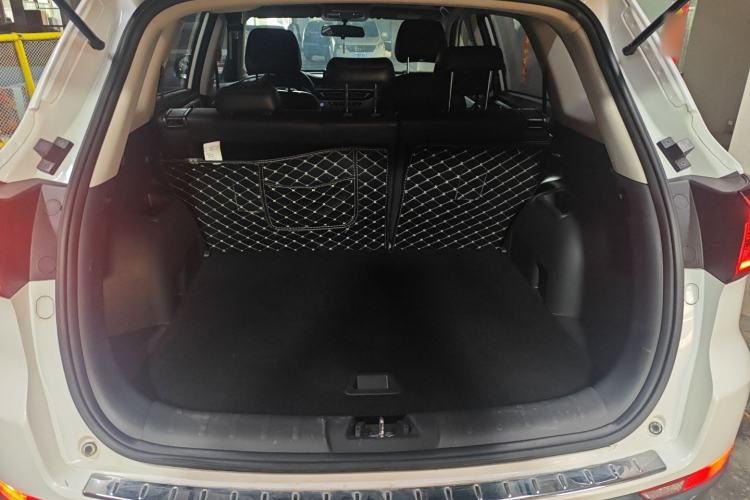 Used CHANGAN CS75 2020 280T DCT Luxury Version China VI Standard Trunk