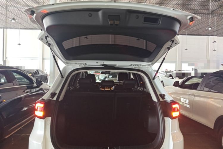 Used CHANGAN CS75 2020 280T DCT Luxury Model China VI Standard Trunk