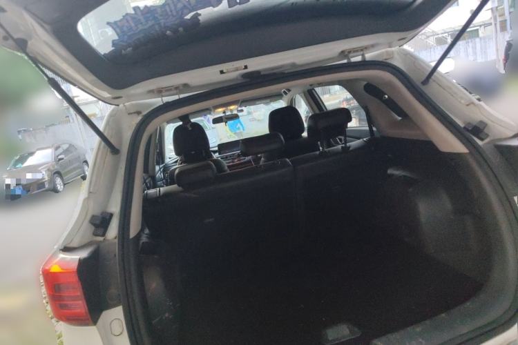 Used CHANGAN CS75 2020 280T Automatic Smart Edition China VI Standard Trunk