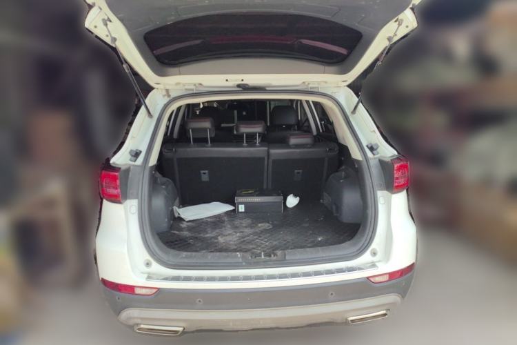 Used CHANGAN CS75 2020 280T DCT Luxury Version China VI Standard Trunk