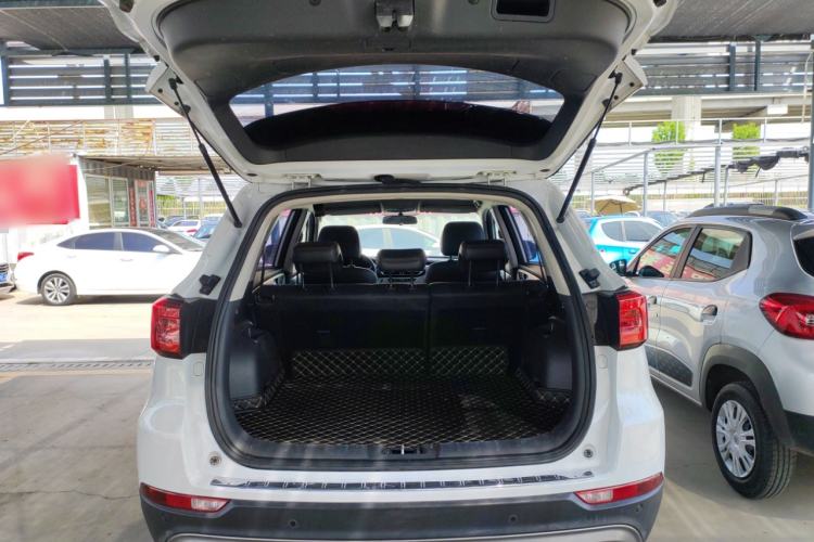 Used CHANGAN CS75 2020 280T DCT Luxury Model China VI Standard Trunk