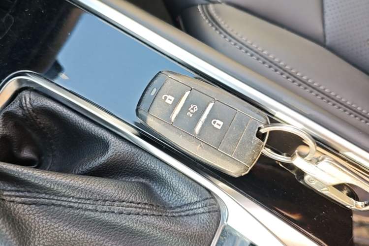 Used CHANGAN CS75 2020 280T DCT Luxury Version China VI Standard Vehicle Key
