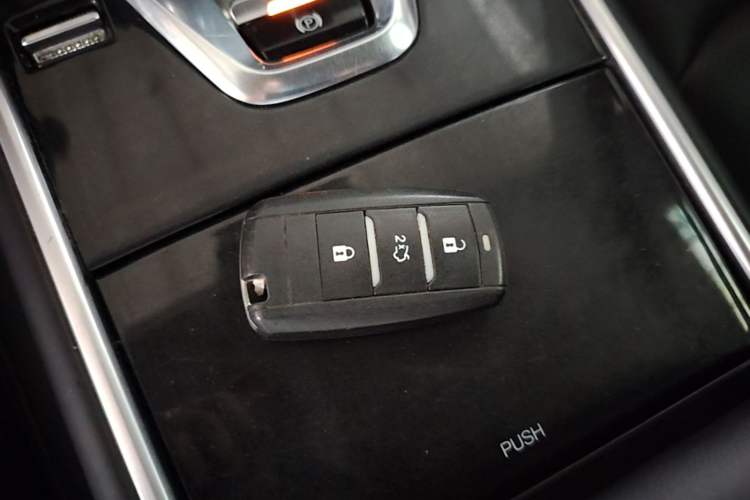 Used CHANGAN CS75 2020 280T Manual Smart Edition China VI Standard Vehicle Key