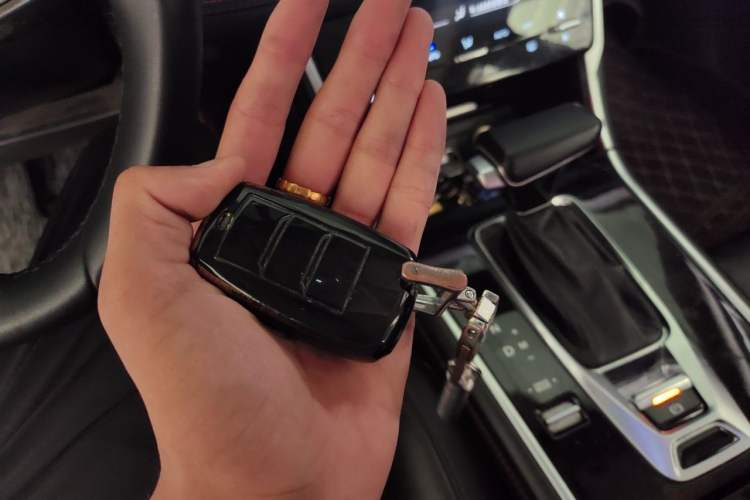 Used CHANGAN CS75 2020 280T DCT Luxury Version China VI Standard Vehicle Key