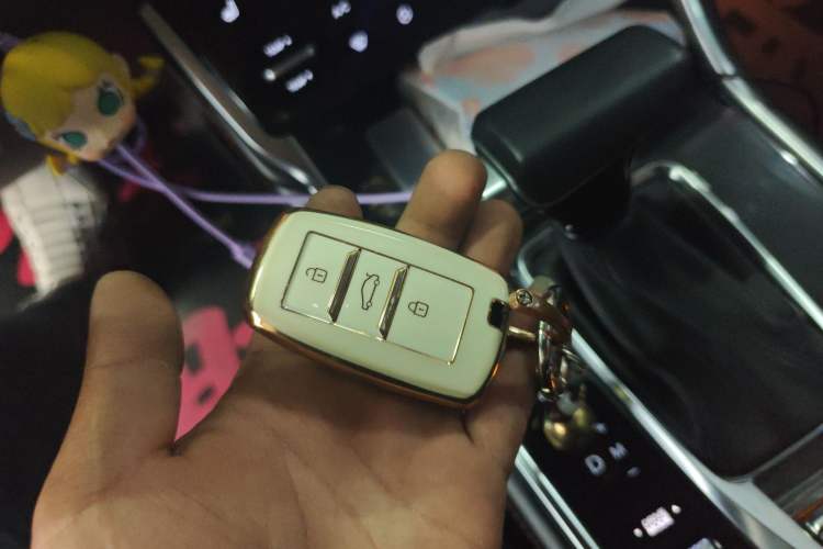 Used CHANGAN CS75 2020 280T Automatic Ya Zhi Model China VI Standard Vehicle Key