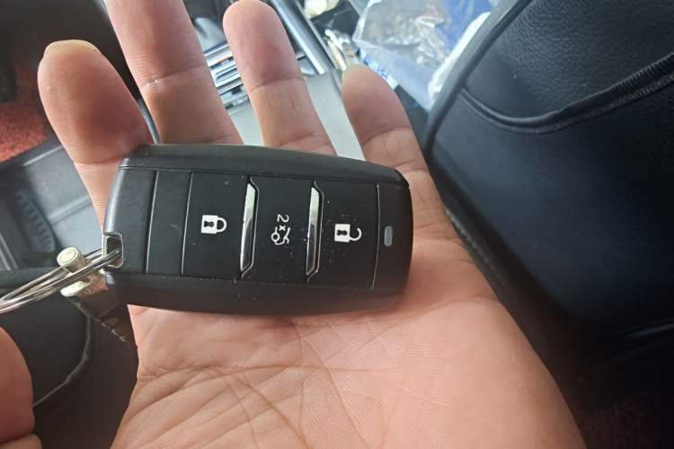 Used CHANGAN CS75 2020 280T DCT Luxury Version China VI Standard Vehicle Key