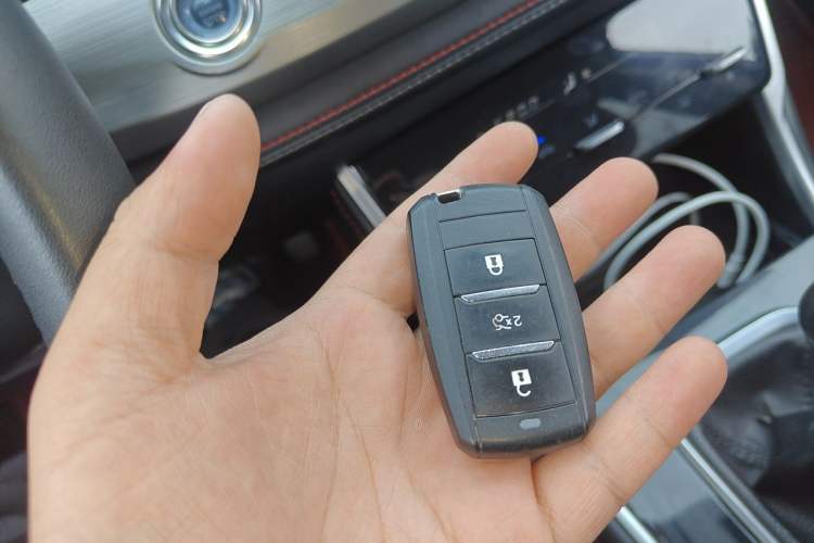 Used CHANGAN CS75 2020 280T Manual Elite Version China VI Standard Vehicle Key