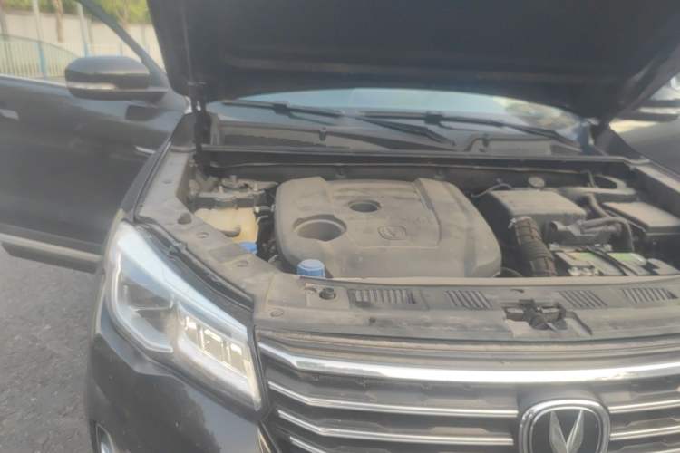 Used CHANGAN CS75 2021 Honor Million Edition 280T DCT Luxury Model Engine Bay Right