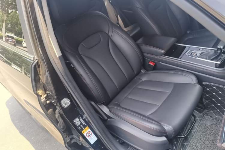 Used CHANGAN CS75 2021 Honor Million Edition 280T DCT Luxury Model Right Front Seat