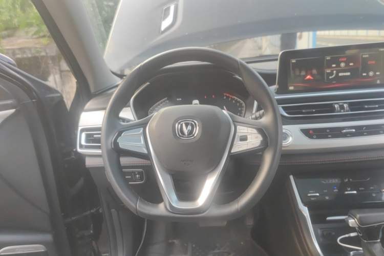 Used CHANGAN CS75 2021 Honor Million Edition 280T DCT Luxury Model Steering Wheel