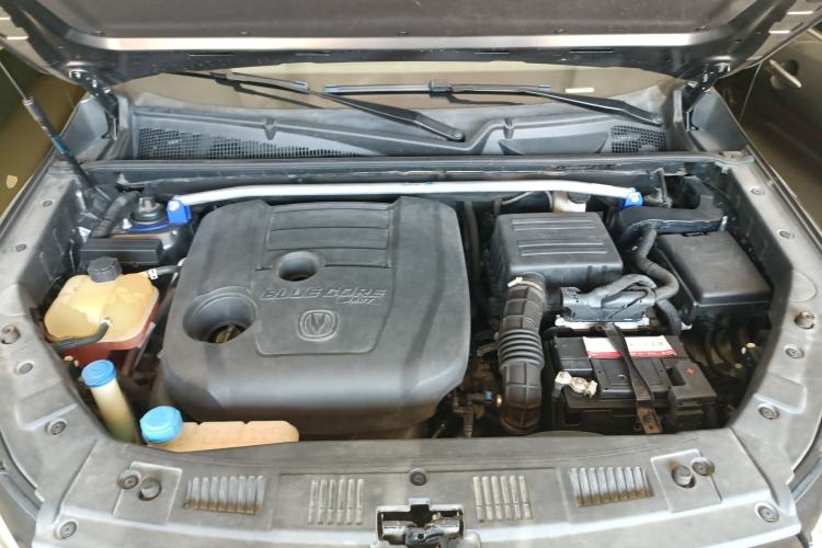 Used CHANGAN CS75 2021 Honor Million Edition 280T DCT Prestige Model Engine Bay