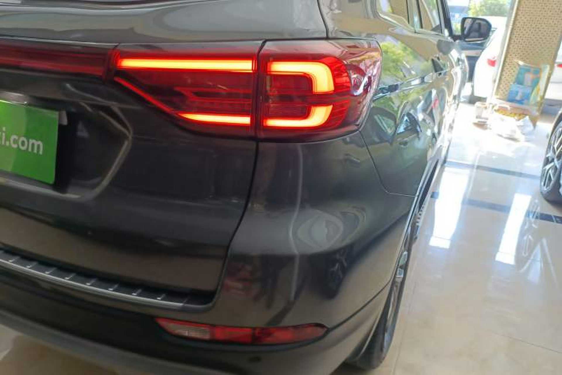 Used CHANGAN CS75 2021 Honor Million Edition 280T DCT Prestige Model Exterior 6