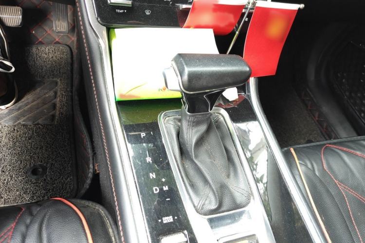 Used CHANGAN CS75 2021 Honor Million Edition 280T DCT Luxury Model Gear Lever