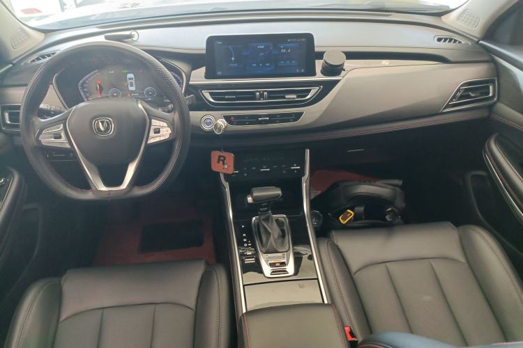 Used CHANGAN CS75 2021 Honor Million Edition 280T DCT Prestige Model Interior 2