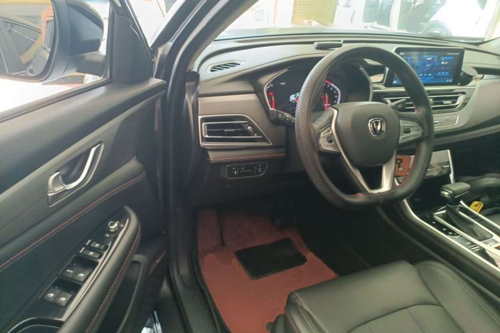 Used CHANGAN CS75 2021 Honor Million Edition 280T DCT Prestige Model Interior 3