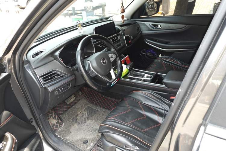 Used CHANGAN CS75 2021 Honor Million Edition 280T DCT Luxury Model Interior 3