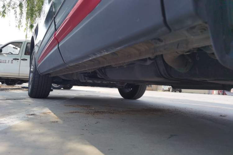 Used CHANGAN CS75 2021 Honor Million Edition 280T DCT Luxury Model Left Side Sill