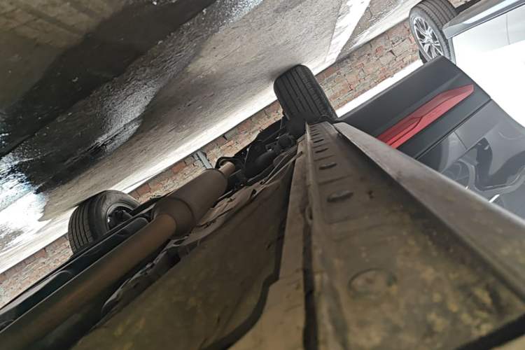 Used CHANGAN CS75 2021 Honor Million Edition 280T DCT Luxury Model Right Side Sill