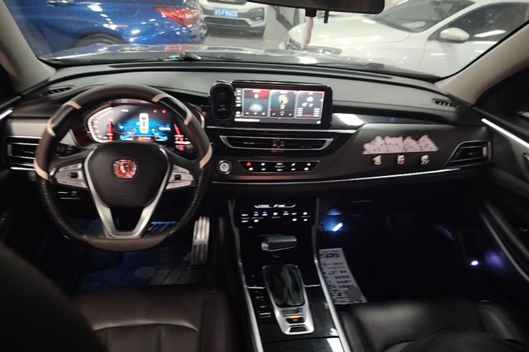 Used CHANGAN CS75 2021 Honor Million Edition 280T DCT Luxury Model Center Console