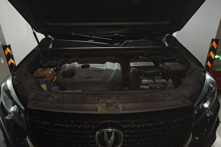 Used CHANGAN CS75 2021 Honor Million Edition 280T DCT Luxury Model Engine Bay