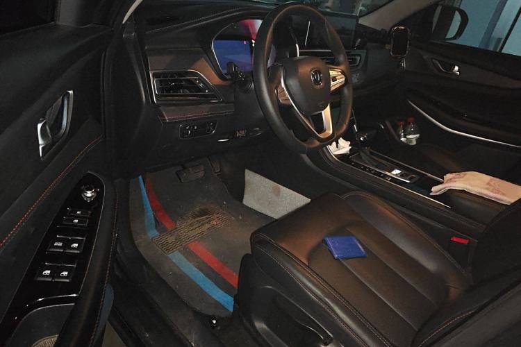Used CHANGAN CS75 2021 Honor Million Edition 280T DCT Luxury Model Interior 3