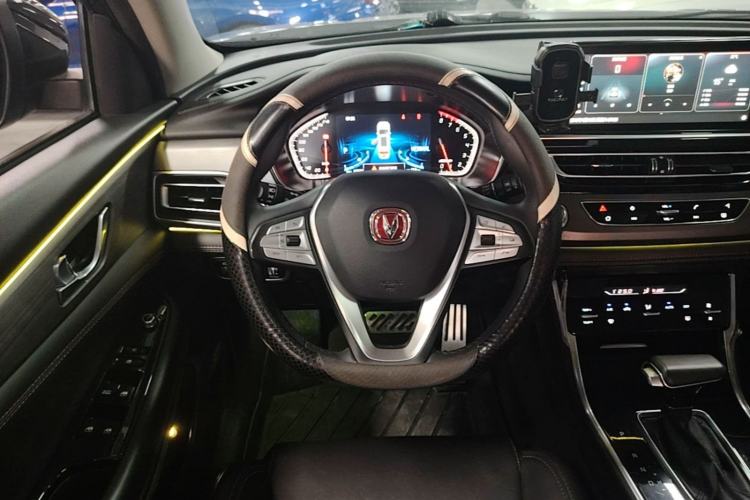 Used CHANGAN CS75 2021 Honor Million Edition 280T DCT Luxury Model Steering Wheel
