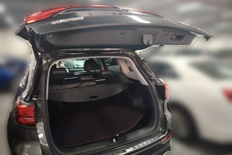 Used CHANGAN CS75 2021 Honor Million Edition 280T DCT Luxury Model Trunk