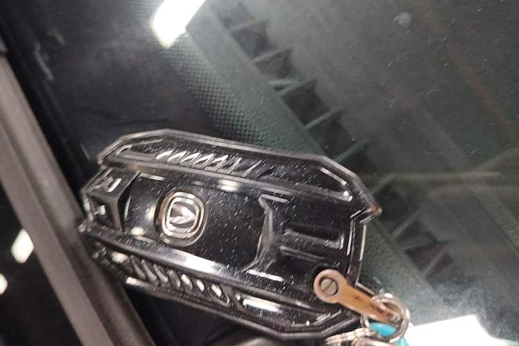 Used CHANGAN CS75 2021 Honor Million Edition 280T DCT Luxury Model Vehicle Key
