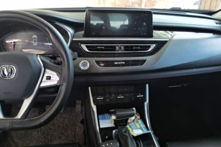 Used CHANGAN CS75 2021 Honor Million Edition 280T DCT Prestige Model Audio And AC Panel