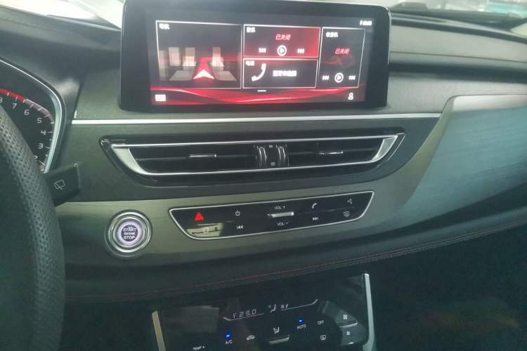 Used CHANGAN CS75 2021 Honor Million Edition 280T DCT Luxury Model Audio And AC Panel